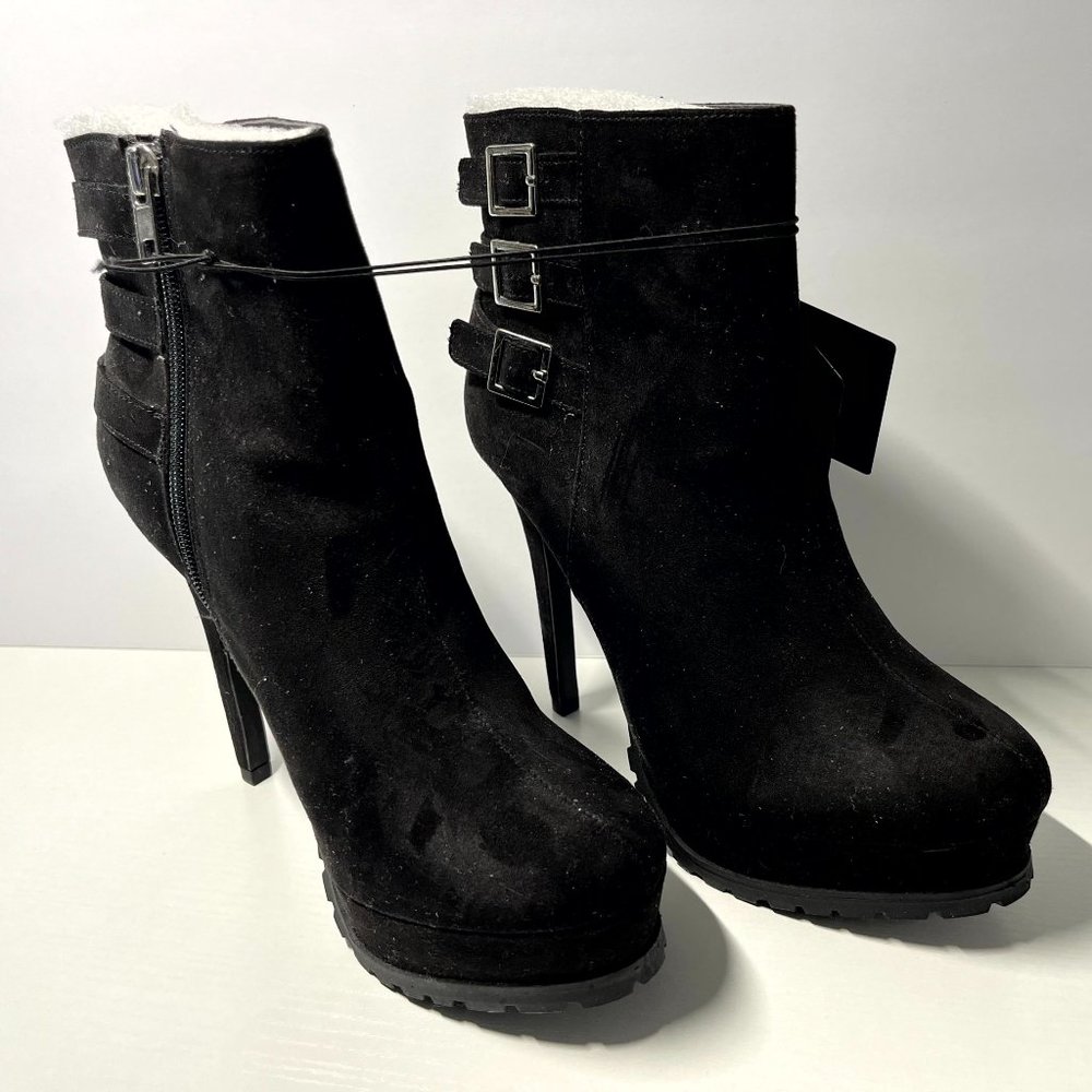 Forever 21 Black Boots Size 8.5 Brand New